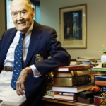 Kisah John Bogle Pendiri Vanguard Sosok Bapak Reksadana