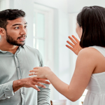 Tips Efektif Menghadapi Pasangan Overthinking